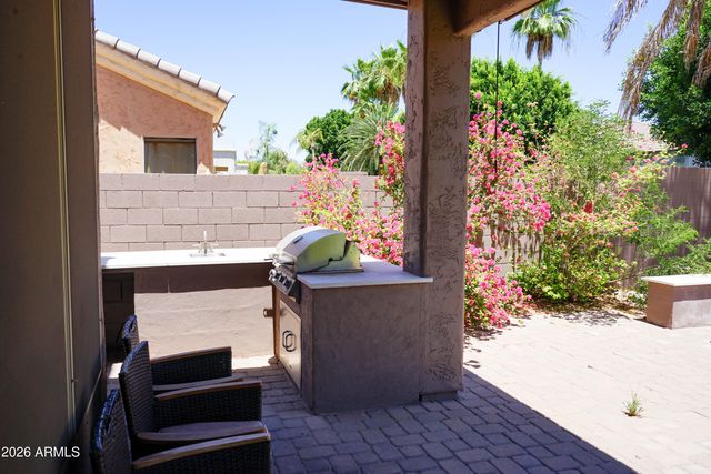 541 N DANIELSON Way, Chandler, AZ 85225