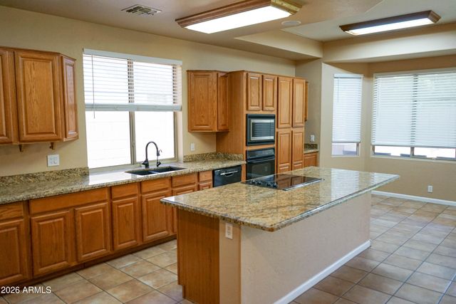 541 N DANIELSON Way, Chandler, AZ 85225