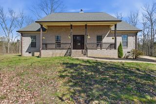 151 S Lovers Ln, Lebanon, TN 37090
