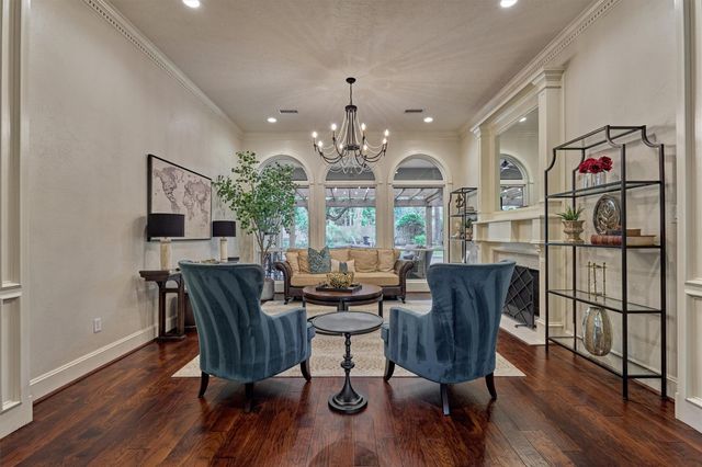 18 Treevine Court, The Woodlands, TX 77381