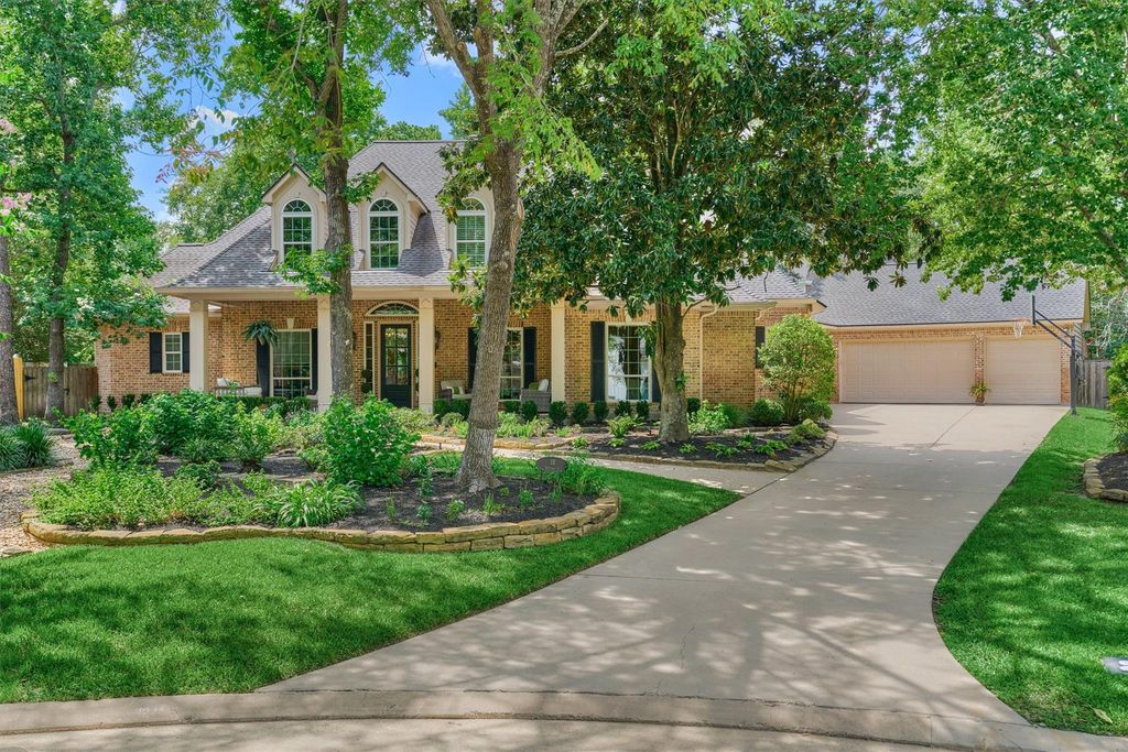 18 Treevine Court, The Woodlands, TX 77381