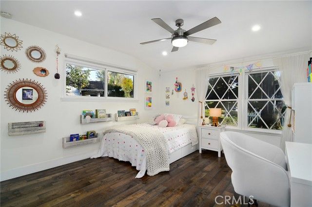 19029 Sprague Street, Tarzana (los Angeles), CA 91356