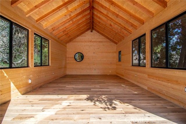 19029 Sprague Street, Tarzana (los Angeles), CA 91356