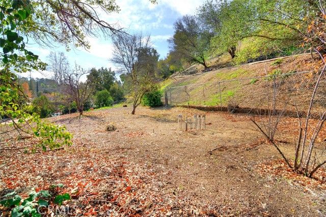 19029 Sprague Street, Tarzana (los Angeles), CA 91356