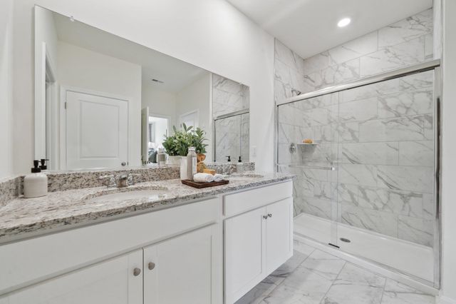 171 LIBERTY LN, Keswick, VA 22947