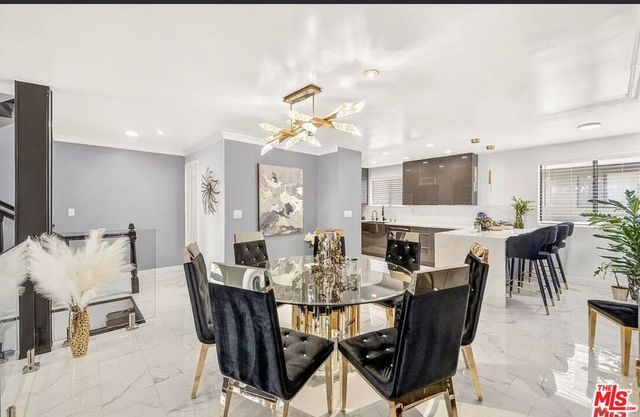 5305 White Oak Avenue F, Encino, CA 91316