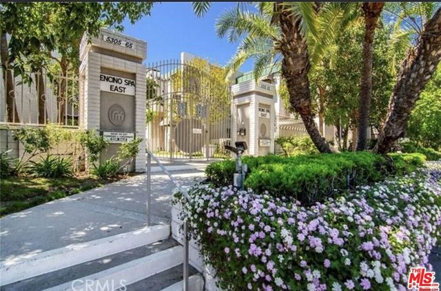 5305 White Oak Avenue F, Encino, CA 91316