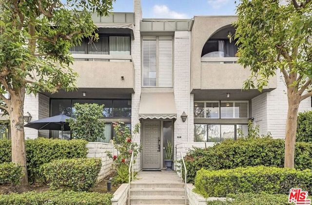 5305 White Oak Avenue F, Encino, CA 91316