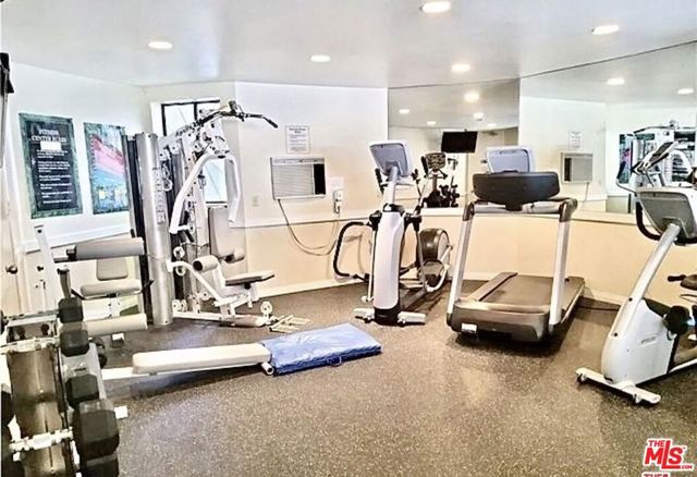 5305 White Oak Avenue F, Encino, CA 91316