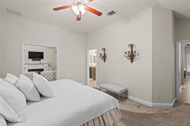206 Caraway, Kyle, TX 78640
