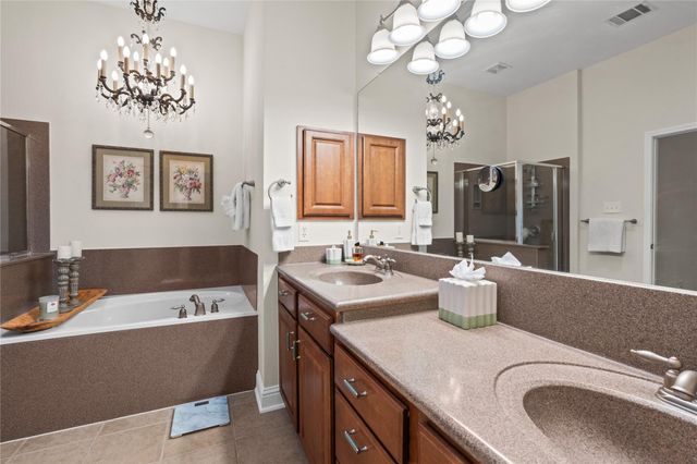 206 Caraway, Kyle, TX 78640