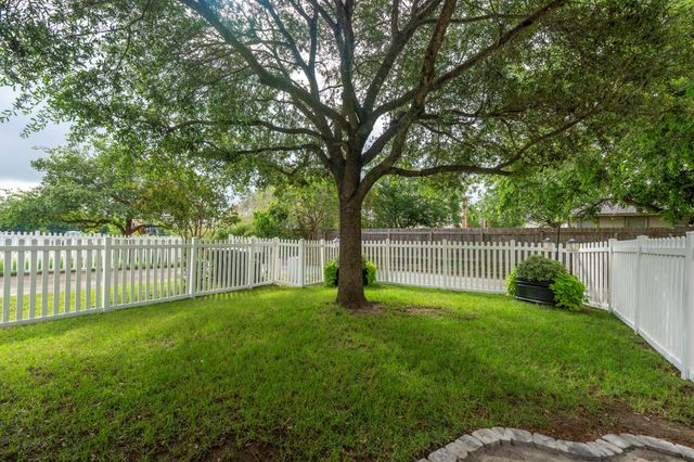 206 Caraway, Kyle, TX 78640