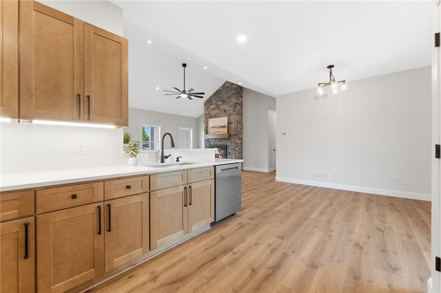 16 Margaret Street, South Union Twp, PA 15401