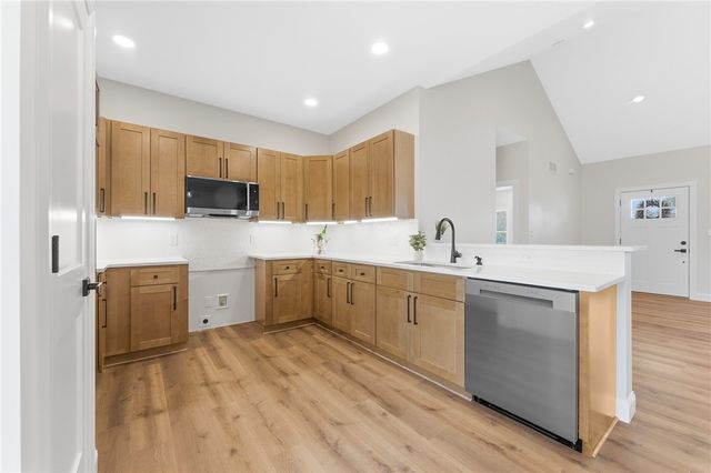 16 Margaret Street, South Union Twp, PA 15401