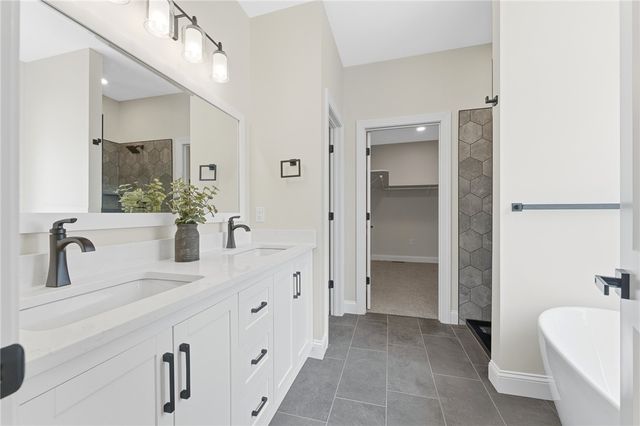 16 Margaret Street, South Union Twp, PA 15401