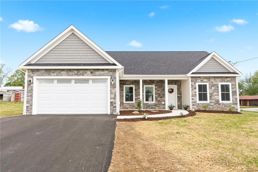16 Margaret Street, South Union Twp, PA 15401