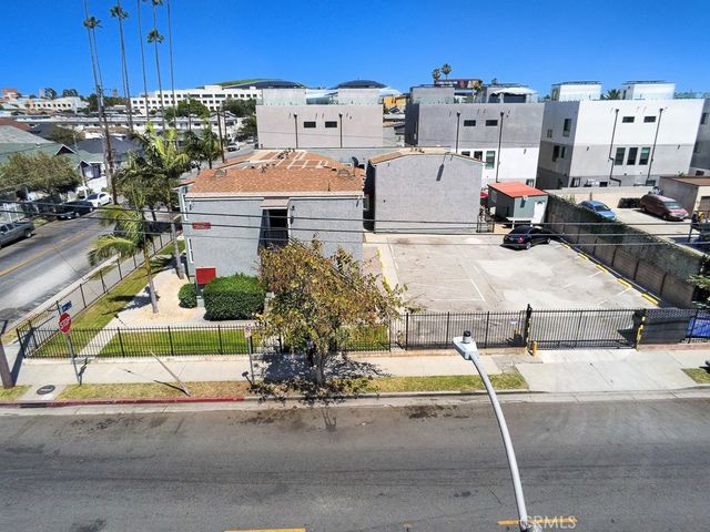 1134 W 39th, Los Angeles, CA 90037