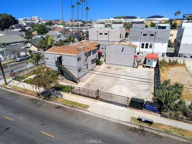 1134 W 39th, Los Angeles, CA 90037