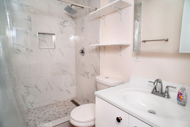 1134 W 39th, Los Angeles, CA 90037