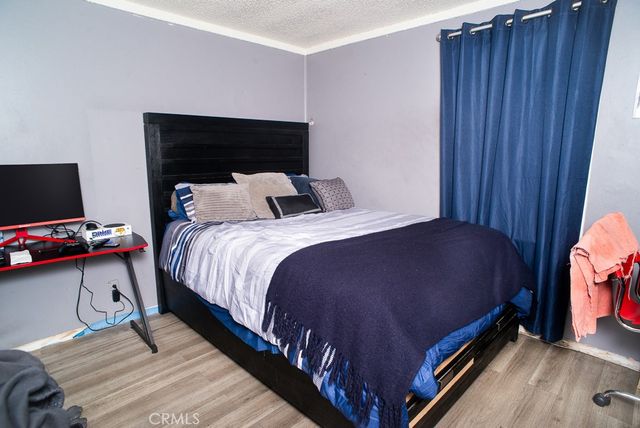 1134 W 39th, Los Angeles, CA 90037