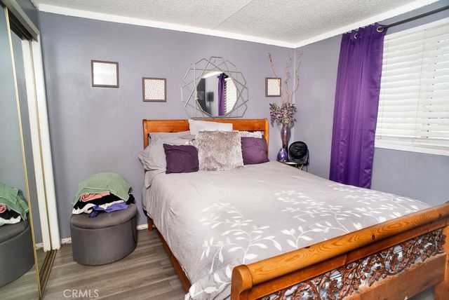 1134 W 39th, Los Angeles, CA 90037