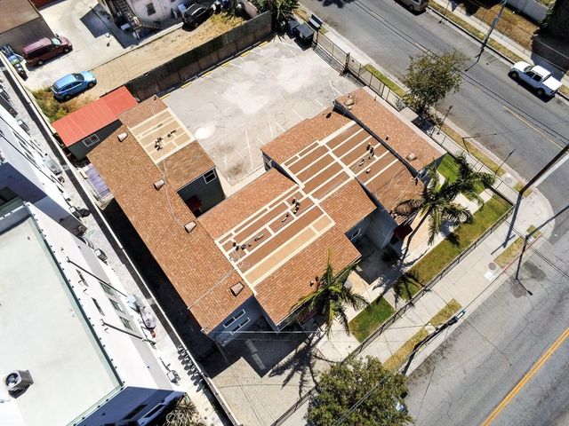 1134 W 39th, Los Angeles, CA 90037