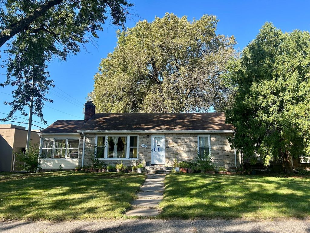 2940 Colorado Avenue S, Saint Louis Park, MN 55416