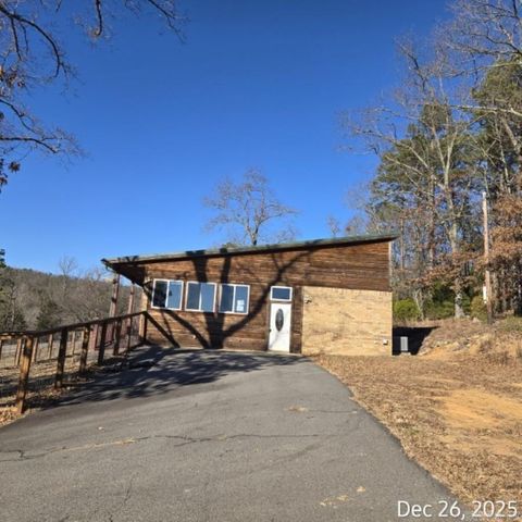 4638 Hwy 16, Clinton, AR 72031