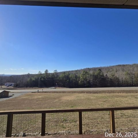 4638 Hwy 16, Clinton, AR 72031