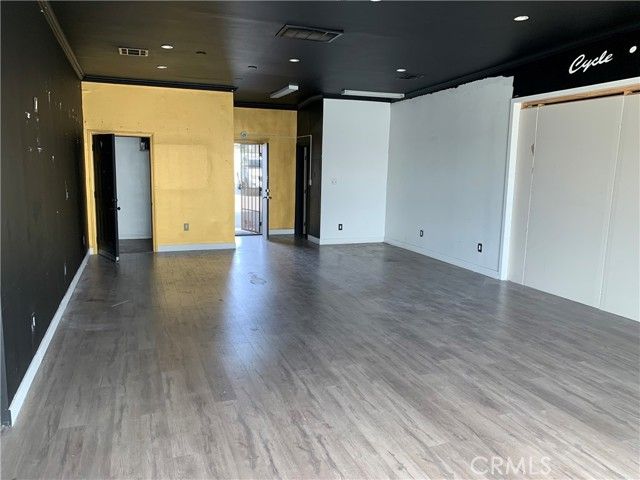 2105 W Compton, Compton, CA 90220