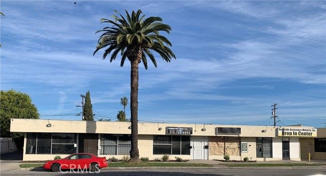 2105 W Compton, Compton, CA 90220