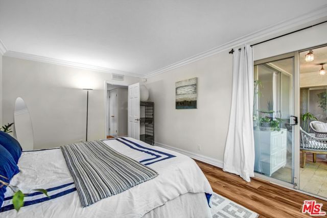 289 S Barrington Avenue A102, Los Angeles, CA 90049