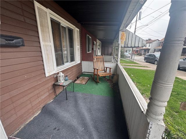 606 E 17th Ave, Munhall, PA 15120