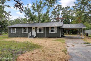 9001 Graham Road, Moss Point, MS 39562
