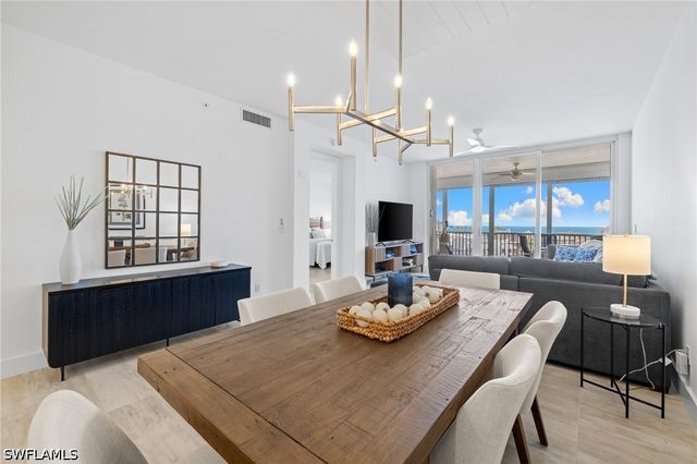 400 Flagship DR 1104, Naples, FL 34108