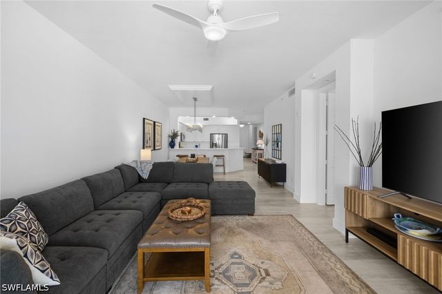400 Flagship DR 1104, Naples, FL 34108