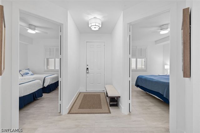 400 Flagship DR 1104, Naples, FL 34108