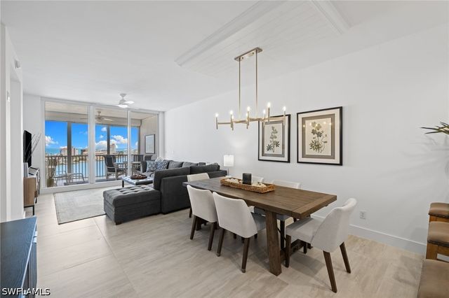 400 Flagship DR 1104, Naples, FL 34108