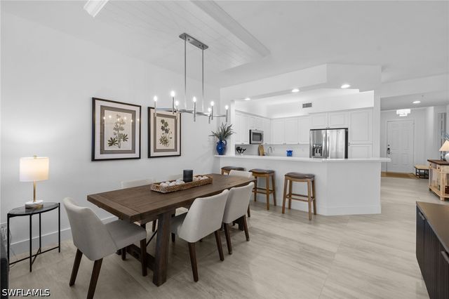 400 Flagship DR 1104, Naples, FL 34108