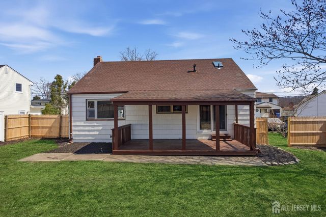 11 Lincroft Avenue, Old Bridge, NJ 08857