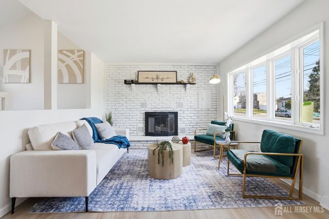 11 Lincroft Avenue, Old Bridge, NJ 08857