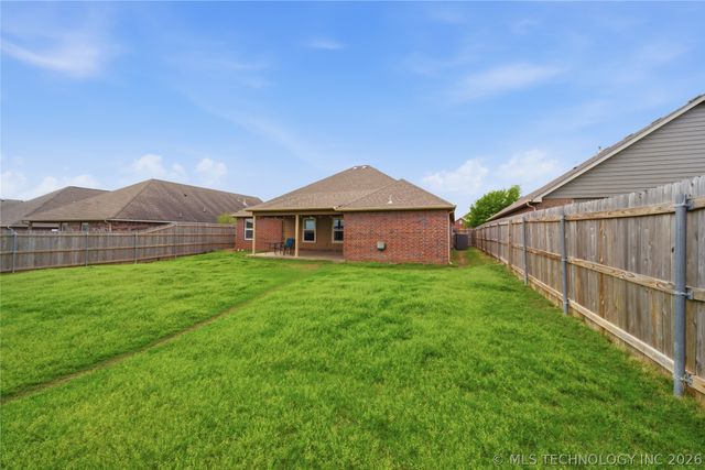 13319 S 21st Place, Bixby, OK 74008