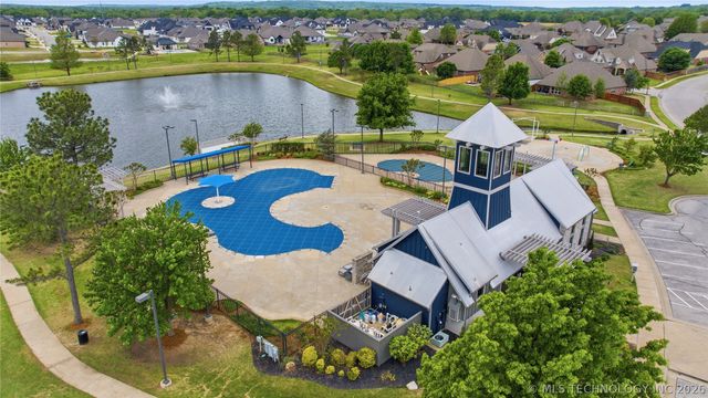 13319 S 21st Place, Bixby, OK 74008