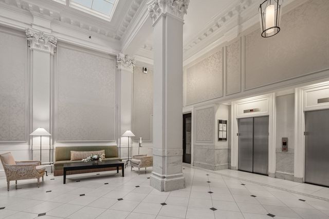 21 Beacon St 3H, Boston, MA 02108