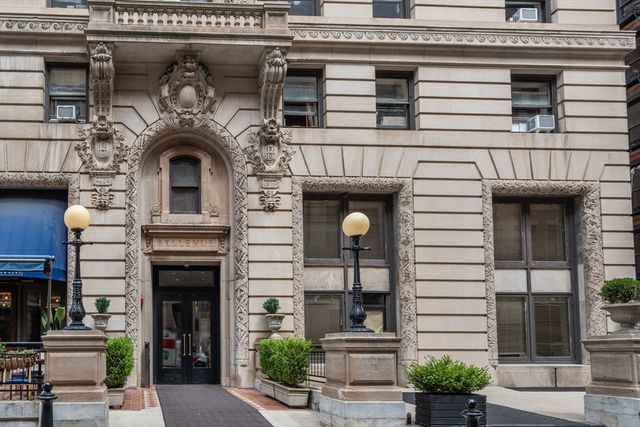 21 Beacon St 3H, Boston, MA 02108