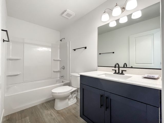 265 Regency Court C, Wauconda, IL 60084