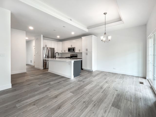 265 Regency Court C, Wauconda, IL 60084