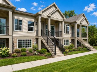 265 Regency Court C, Wauconda, IL 60084