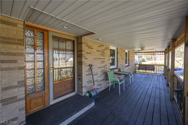 680 E State Street, Barberton, OH 44203