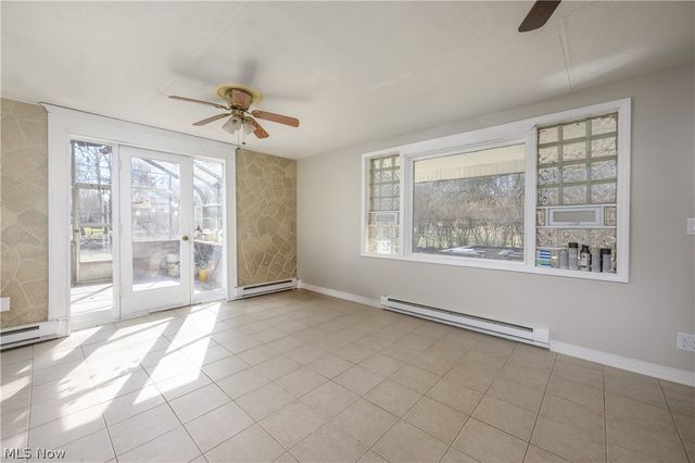 680 E State Street, Barberton, OH 44203